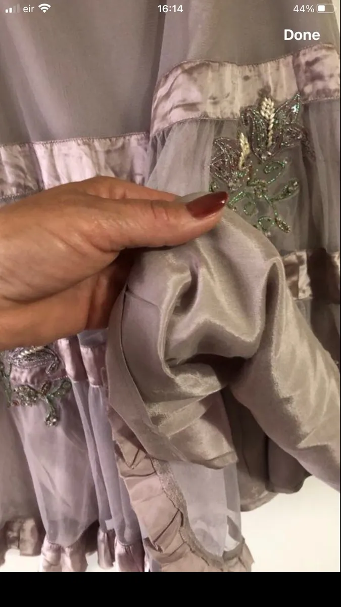 Ladies stunning skirt size 10 €15 - Image 2