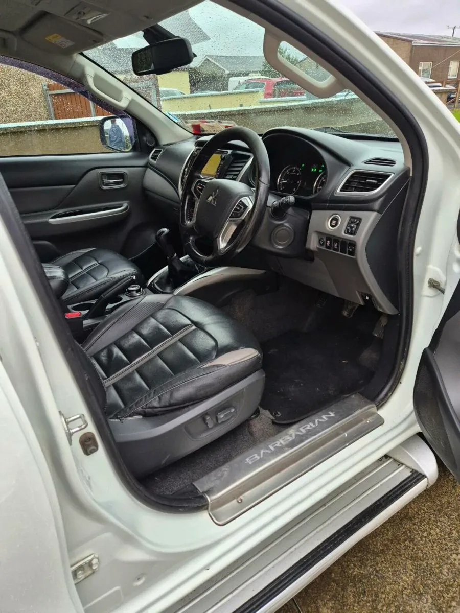 2017 Mitsubushi L200 Barbarian NO VAT - Image 4