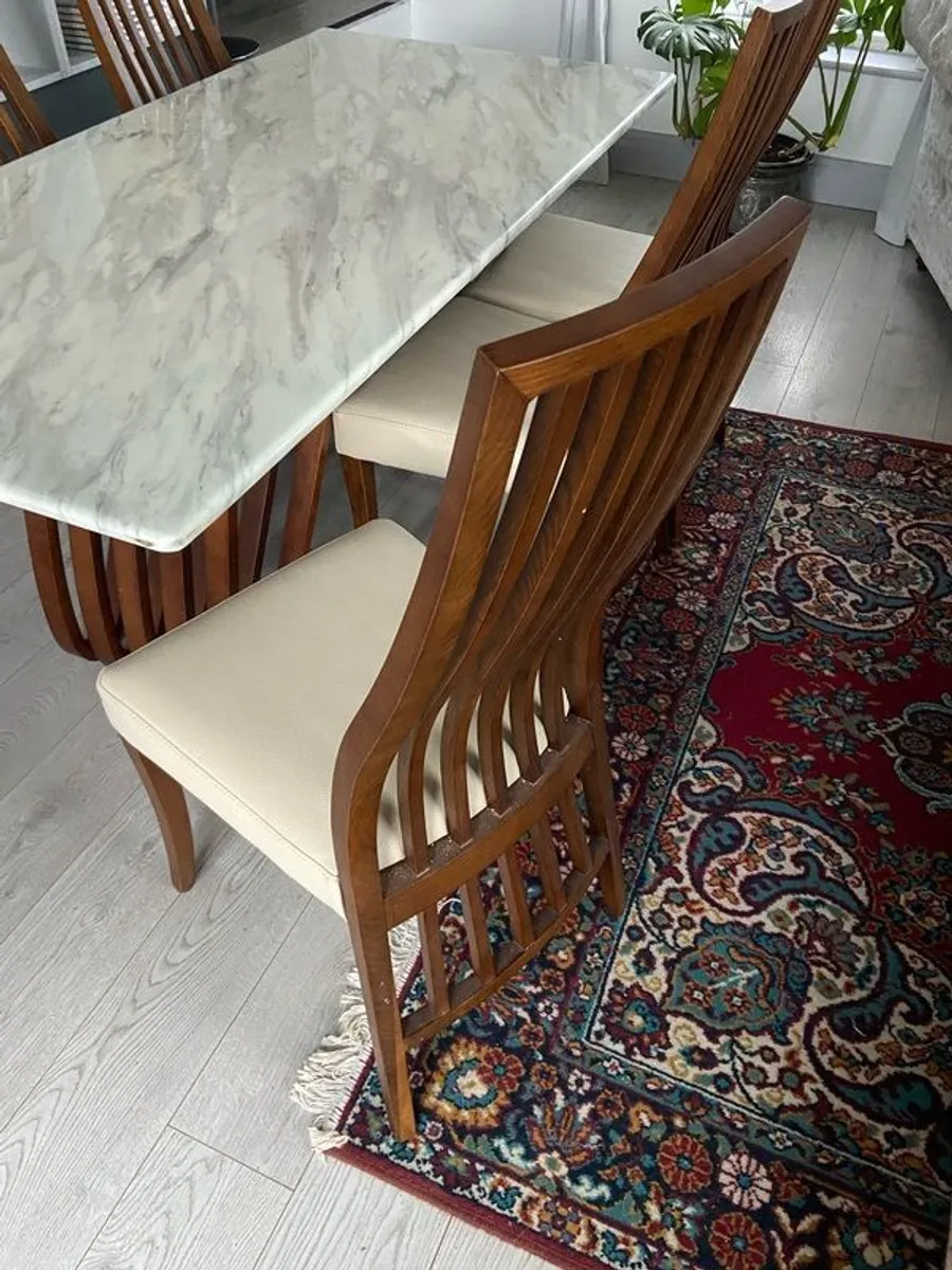 Dining Table with 6 matching chairs - Image 2
