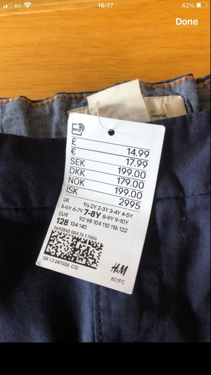 Boys BNWT navy trousers age 7/8 €8 - Image 4