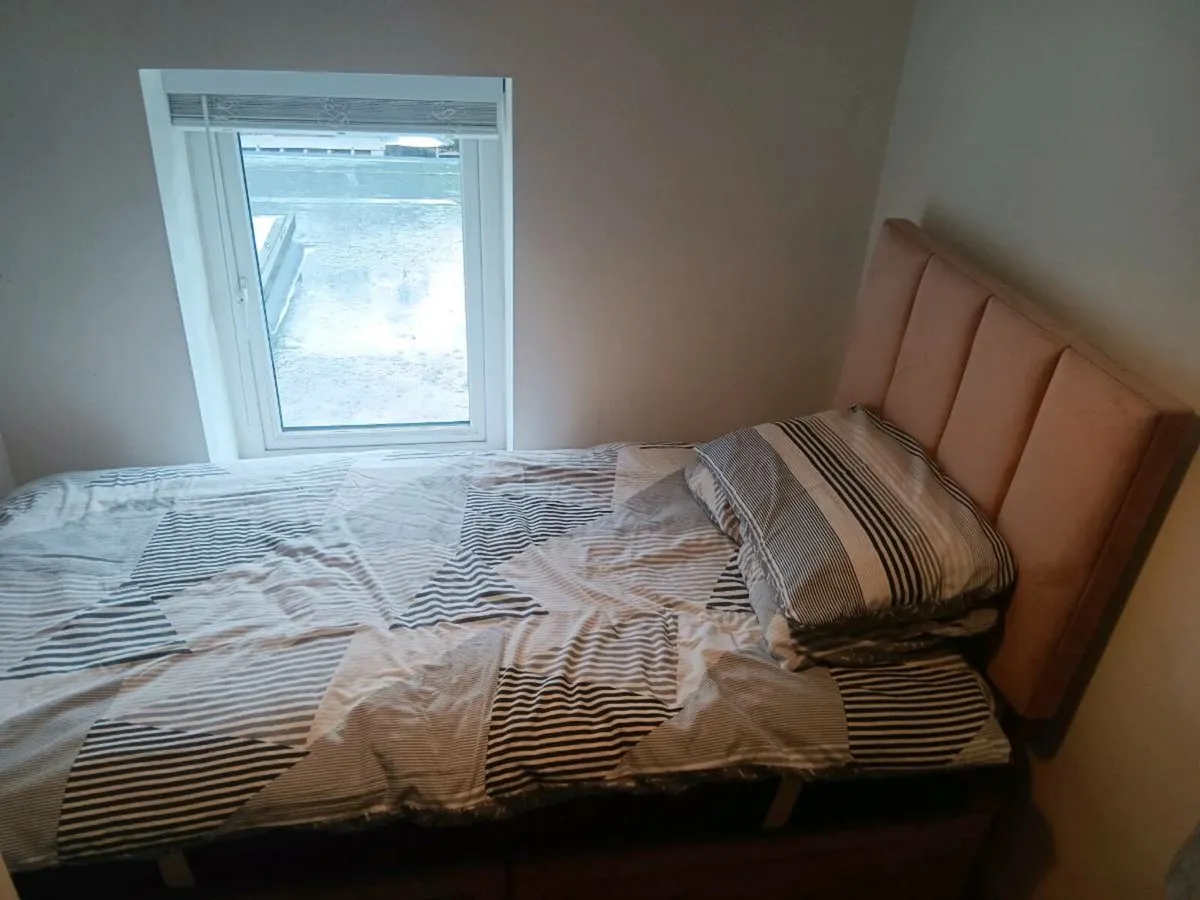 Single Bedframe & Mattress - Image 2