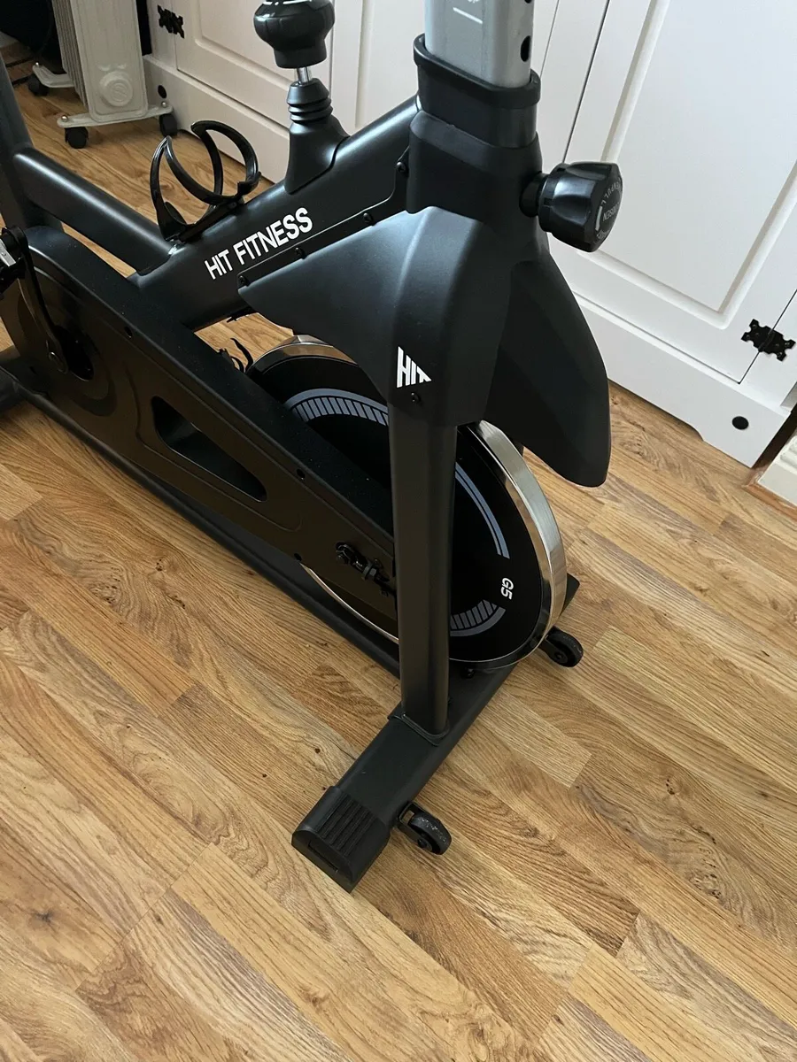 Exercise bike - Image 2