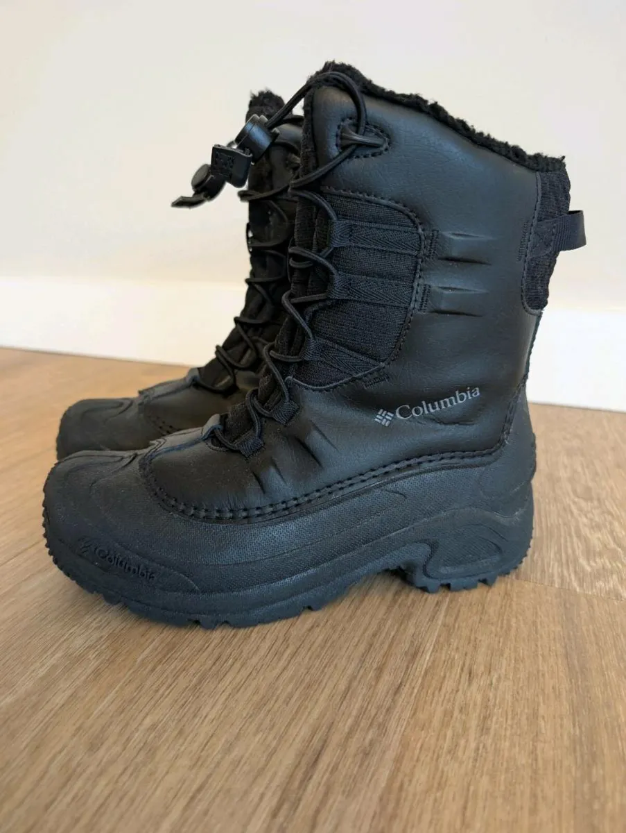 Colombia Ski Boots UK4 worn once - Image 1