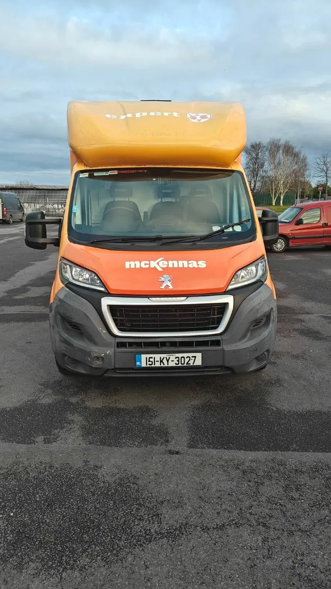 Peugeot Boxer Van 2015 Luton Tail Lift Low Loader - Image 4