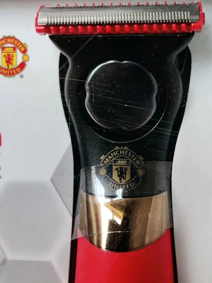 MANCHESTER UNITED HYBRID, Heavy New Hand Shaver ! - Image 4