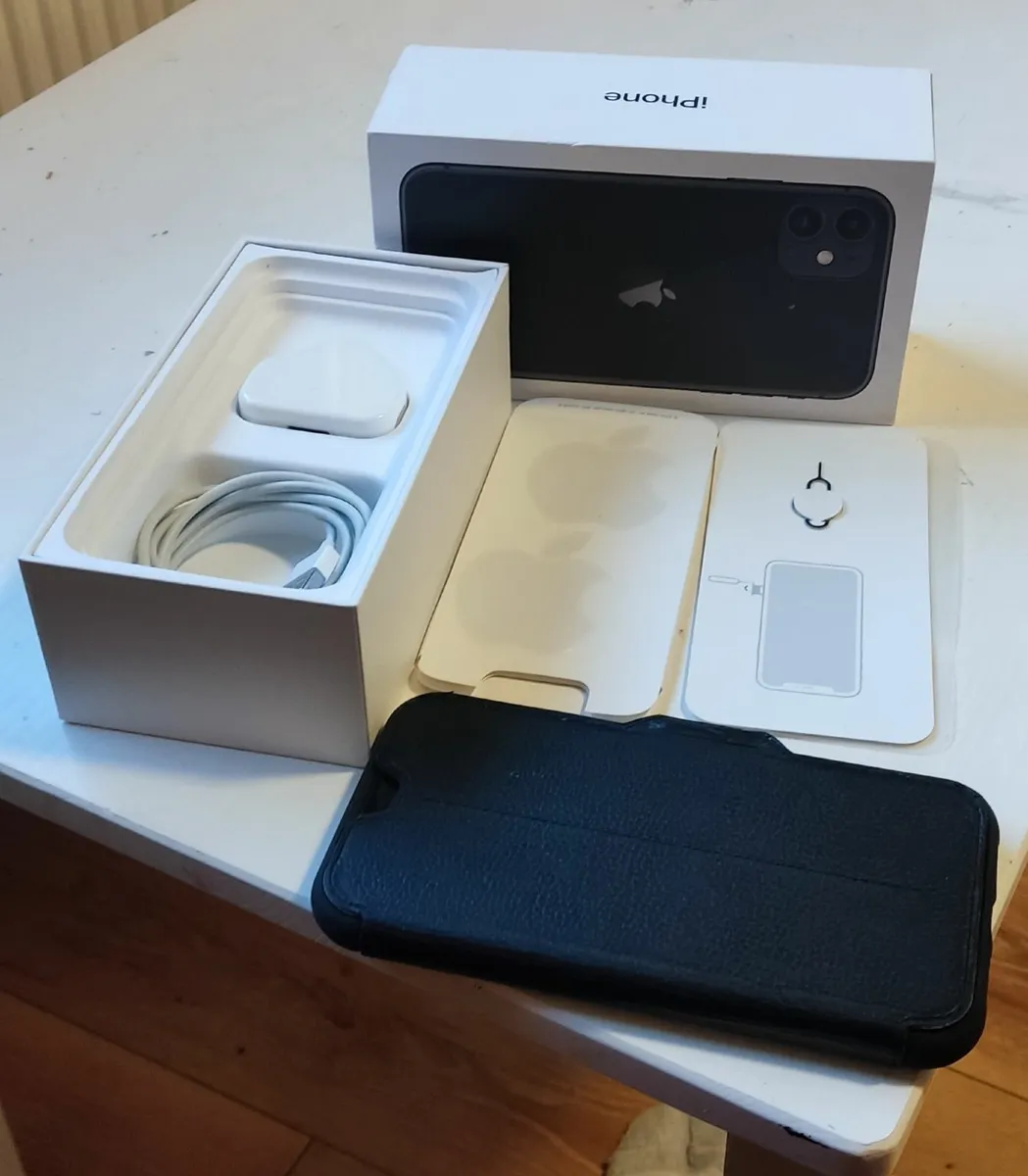 Iphone 11 - Image 1