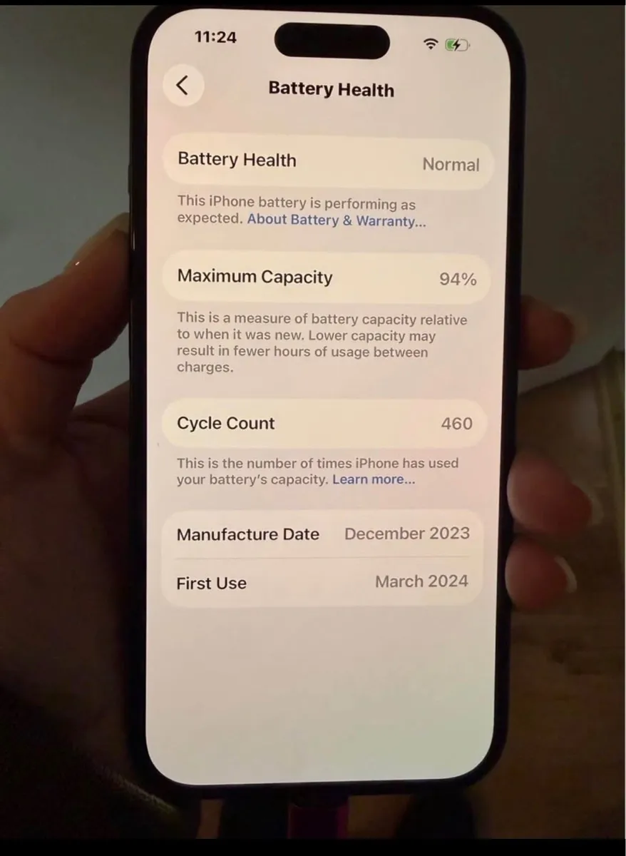 📱✨ iPhone 15 – 256GB - eSIM - 94% battery life ✨ - Image 2