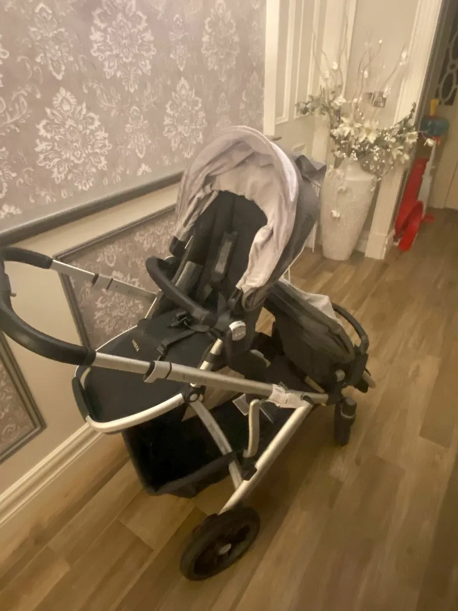 Uppa Baby Vista Travel System - Image 4