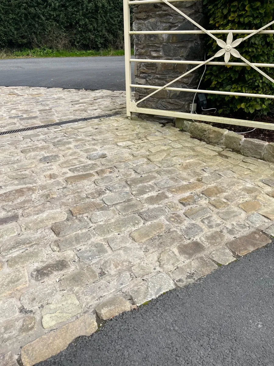 Natural Sandstone Cobblestone / Building Stone - Image 1