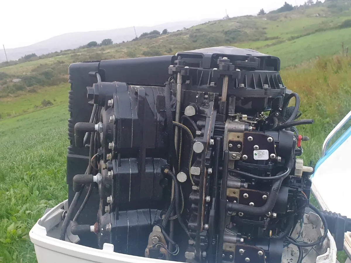 Searay Bowrider boat - Image 3