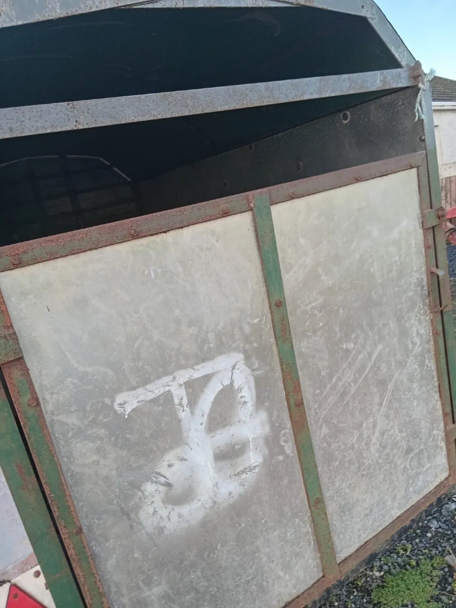 Cattle trailer - Image 2