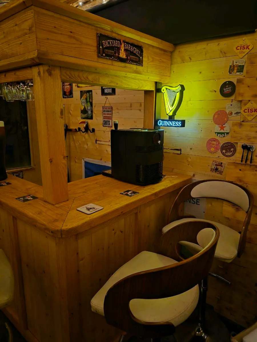 Patio bar - Image 2