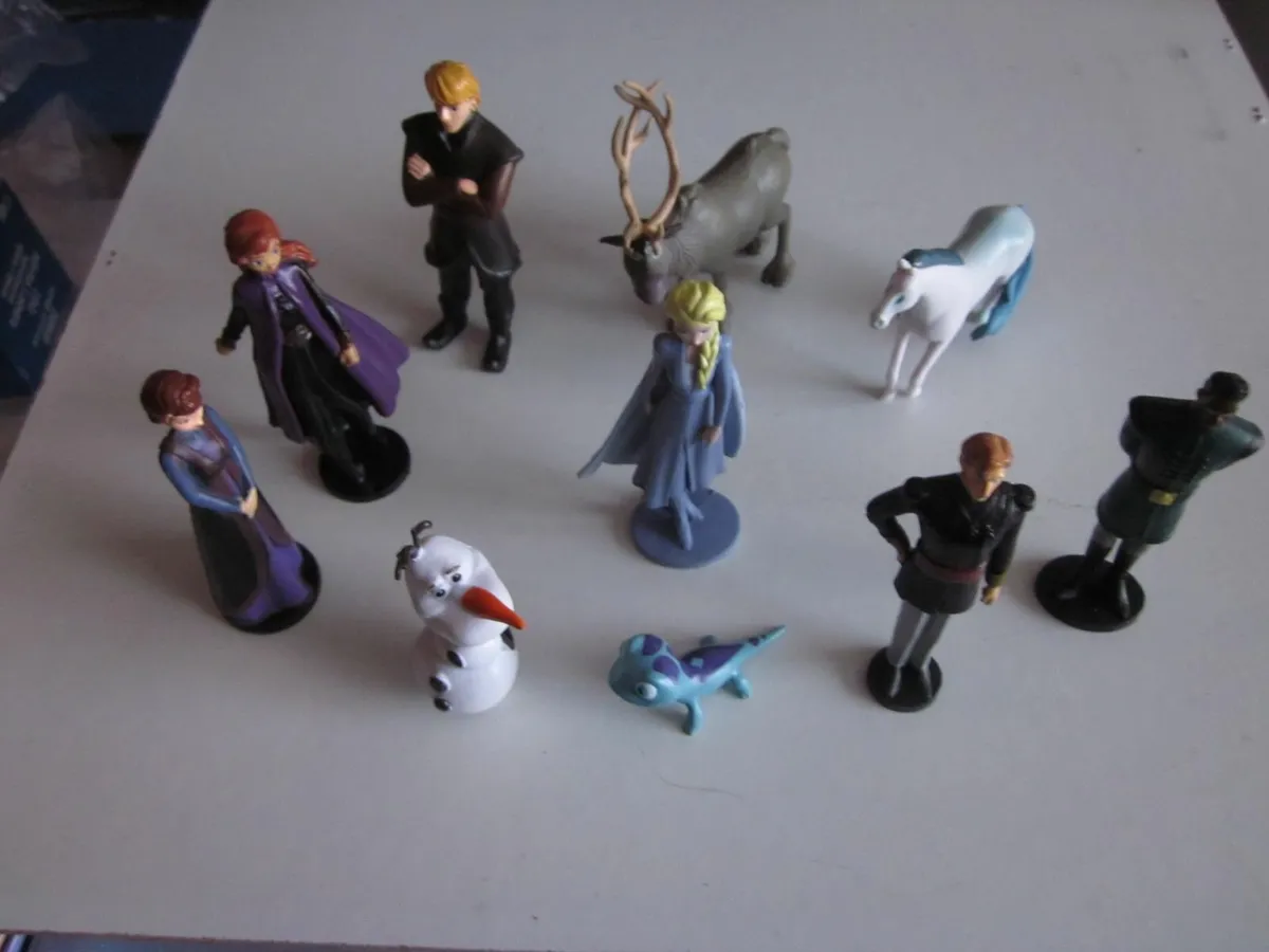 Disney Frozen 11 My Busy Book - Image 4