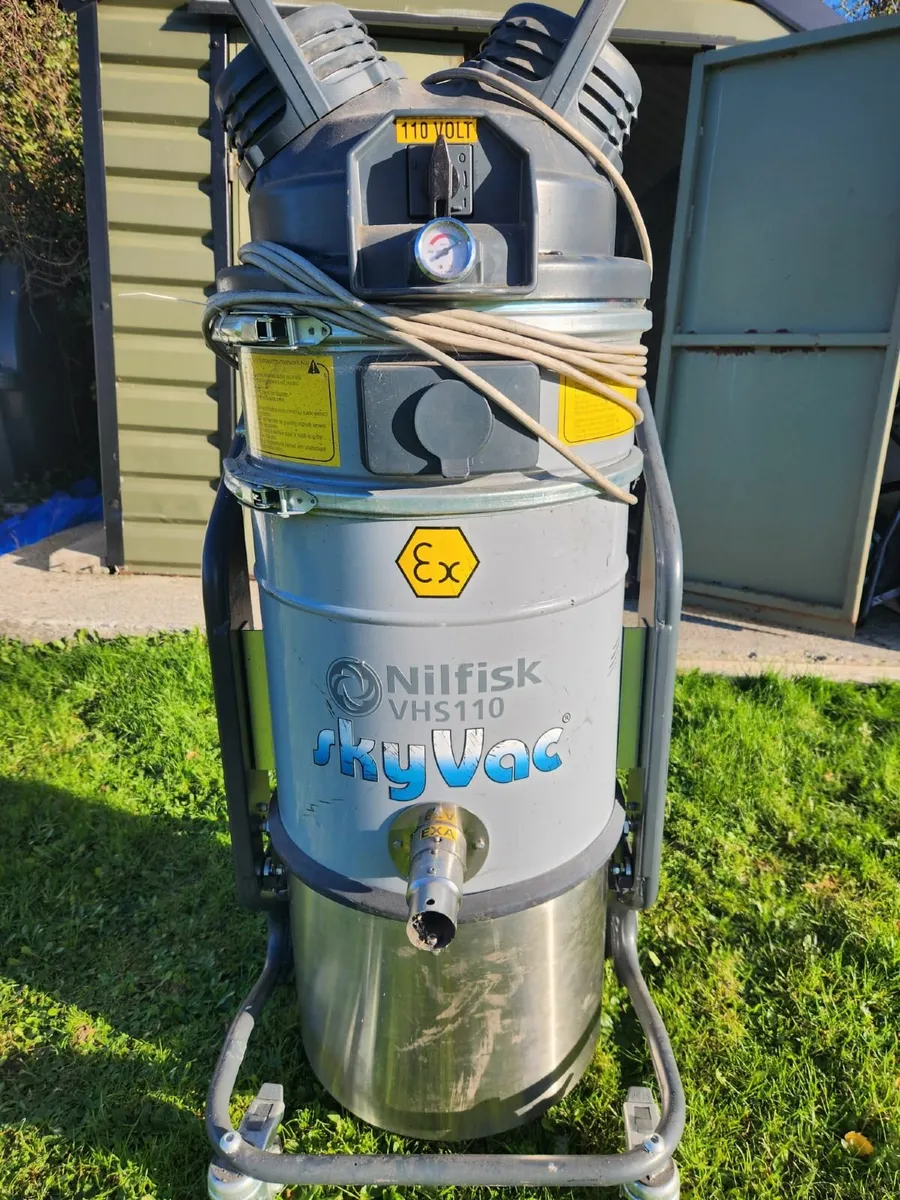 Nilfisk VHS110 Anti explosion vac - Image 1
