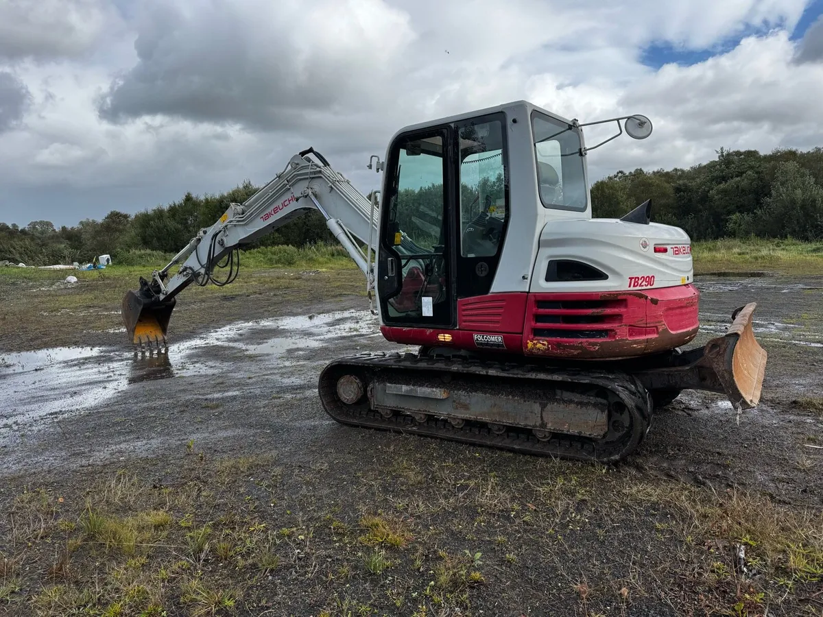 2017 Takeuchi tb290 - Image 2