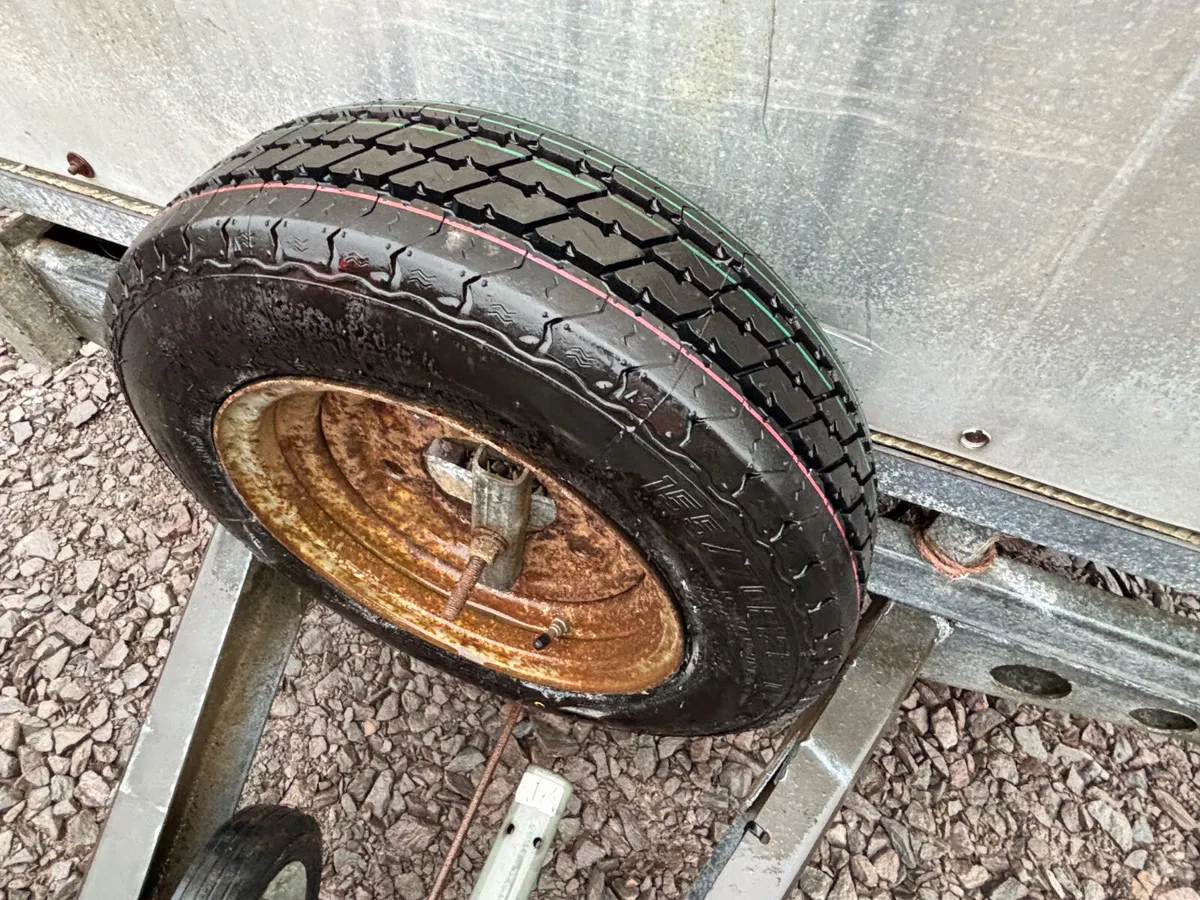 Ifor williams 12ft x 6ft 6” cattle trailer - Image 3