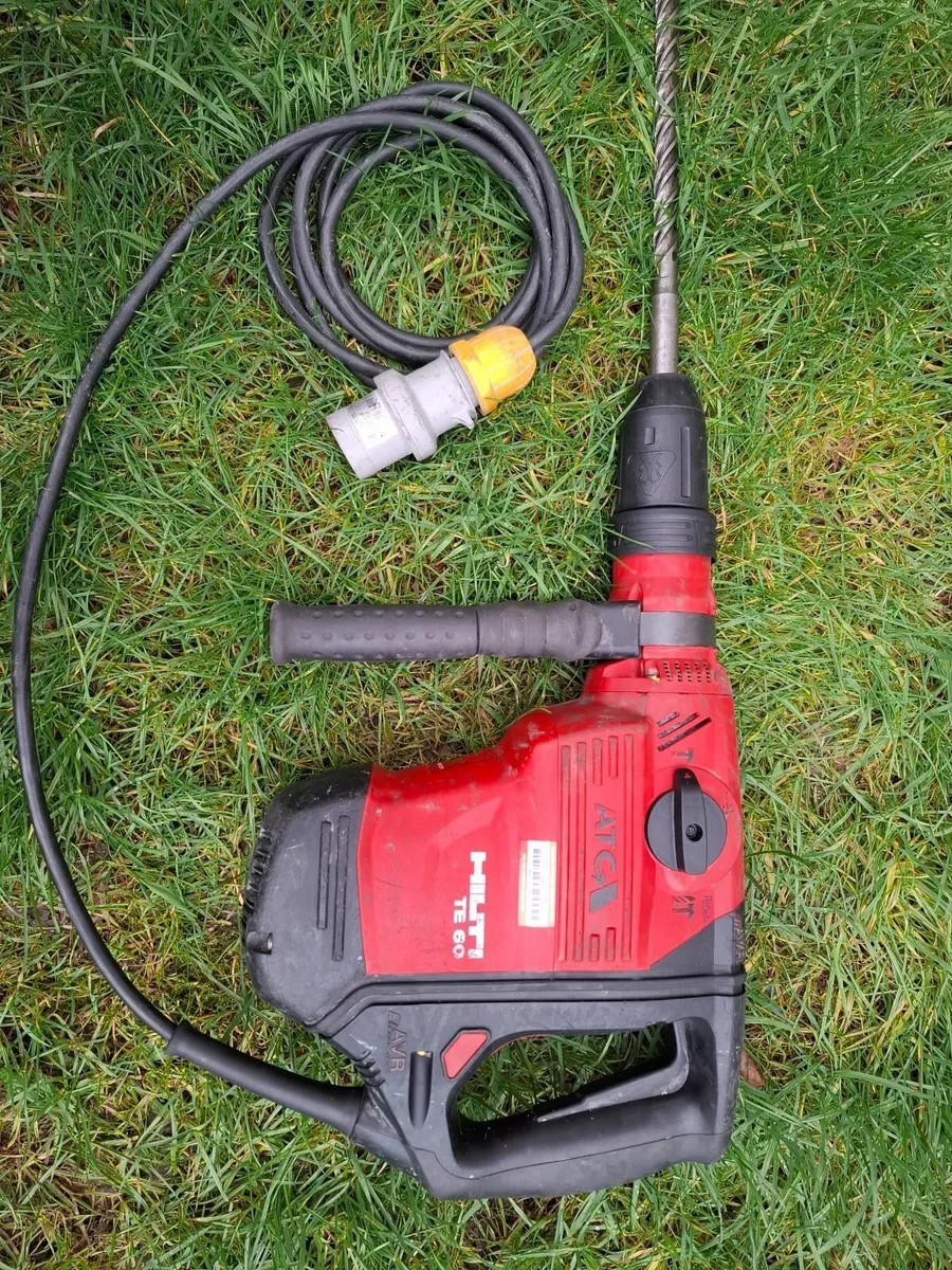 HILTI SDS MAX DRILL/BREAKER  (WARRANTY 6-MONTHS) - Image 1