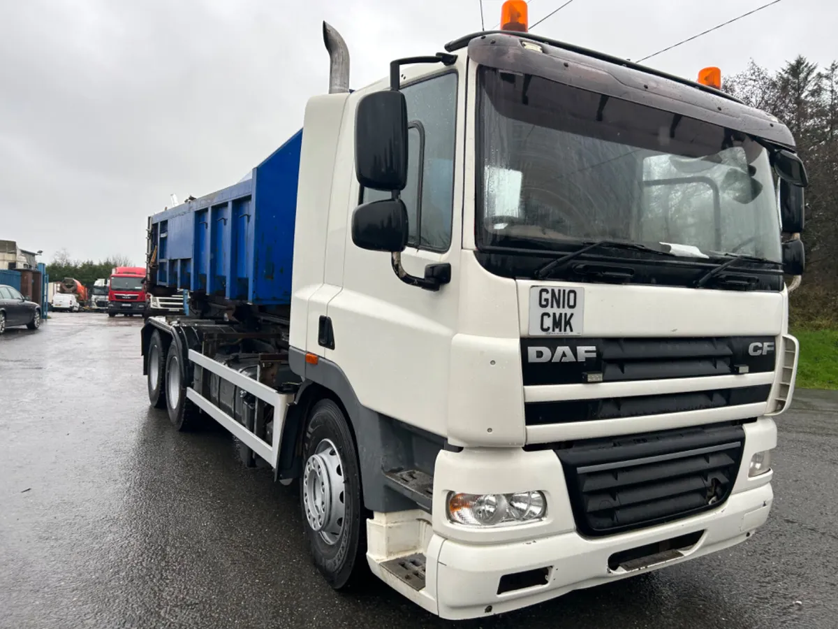 2010 Daf cf 85 410 6x2 hook loader with hitch - Image 3