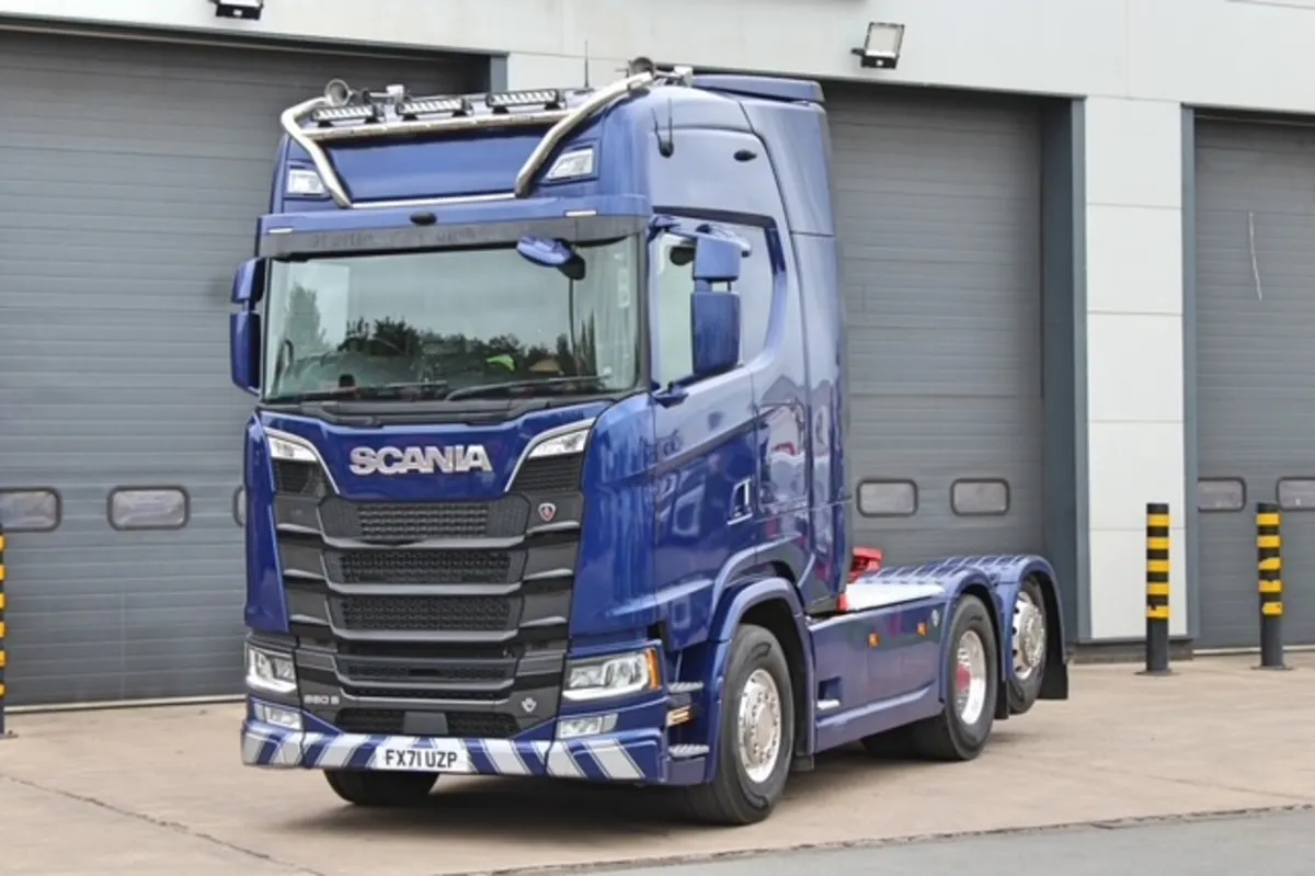 2021 SCANIA S660  6X2 WITH REAR LIFT AXLE - Image 3