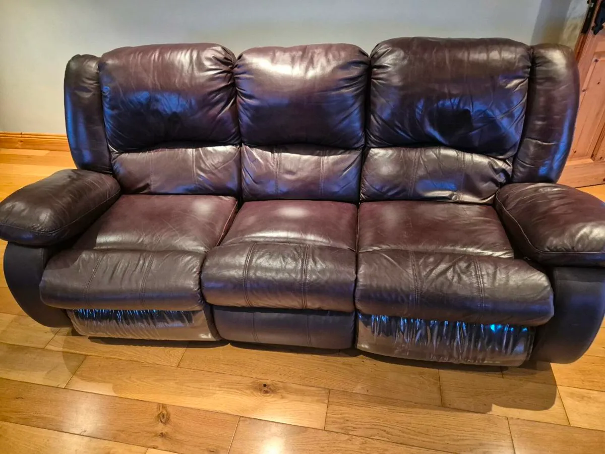 Couch - Image 1
