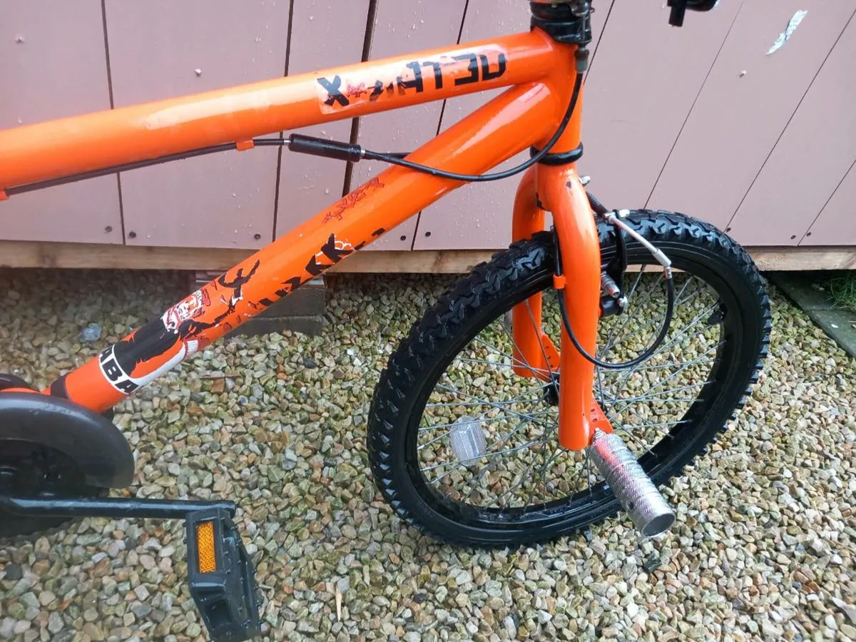 Kids BMX bike size 20 inch wheels. - Image 4