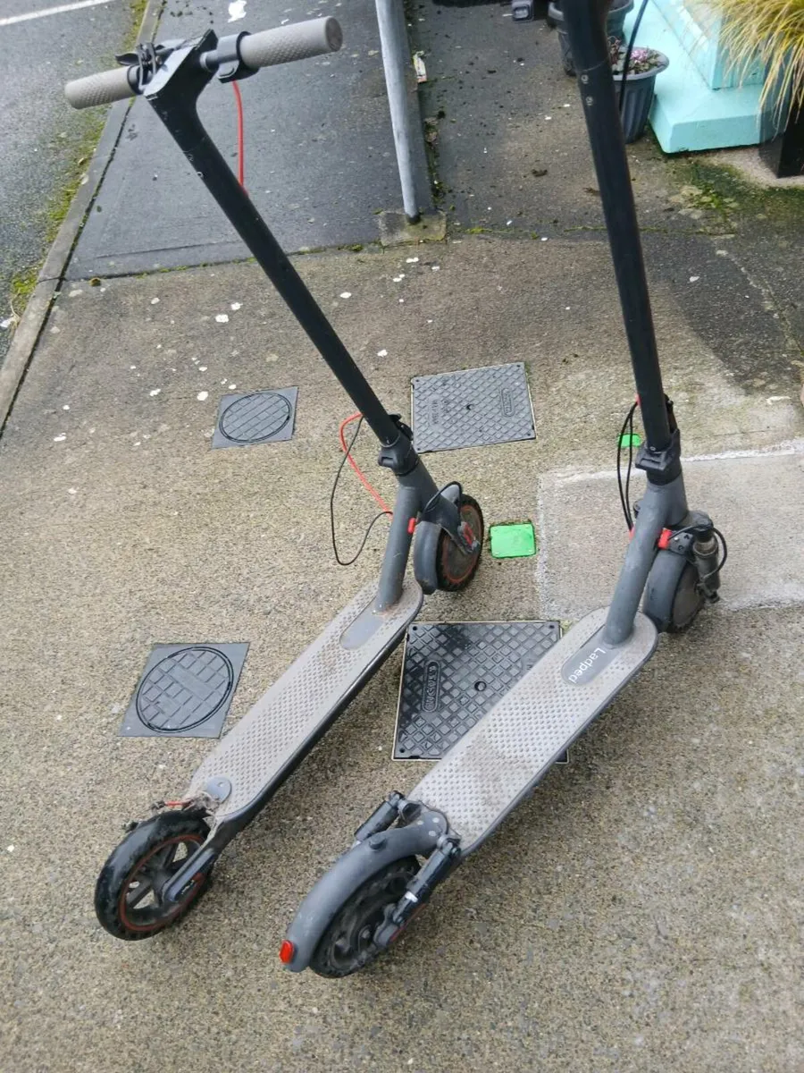 3 ELECTRIC SCOOTERS - Image 1