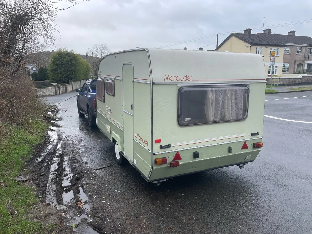 600 kg 4 birth caravan - Image 3