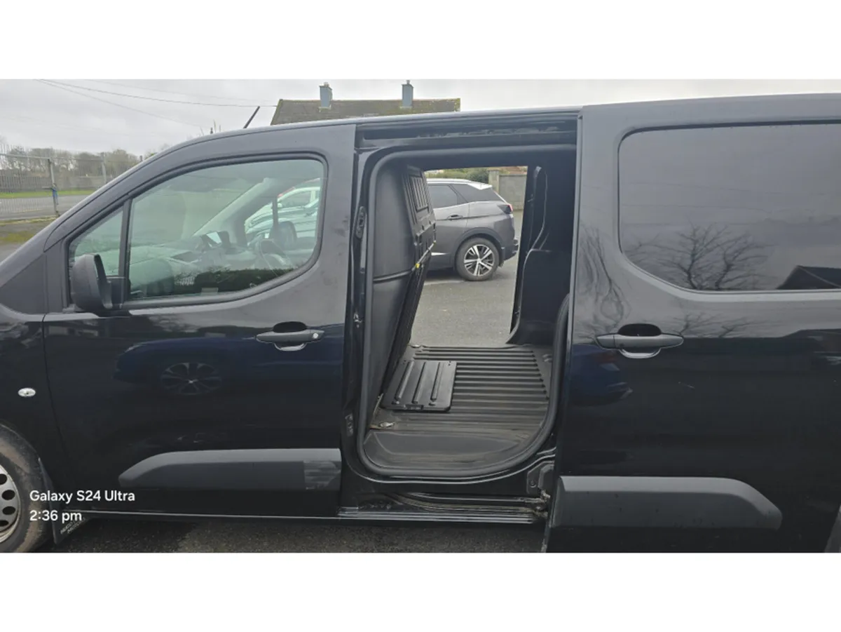 Peugeot Partner ACTIVE PLUS 1.5 BLUE H HDI 100 L - Image 2