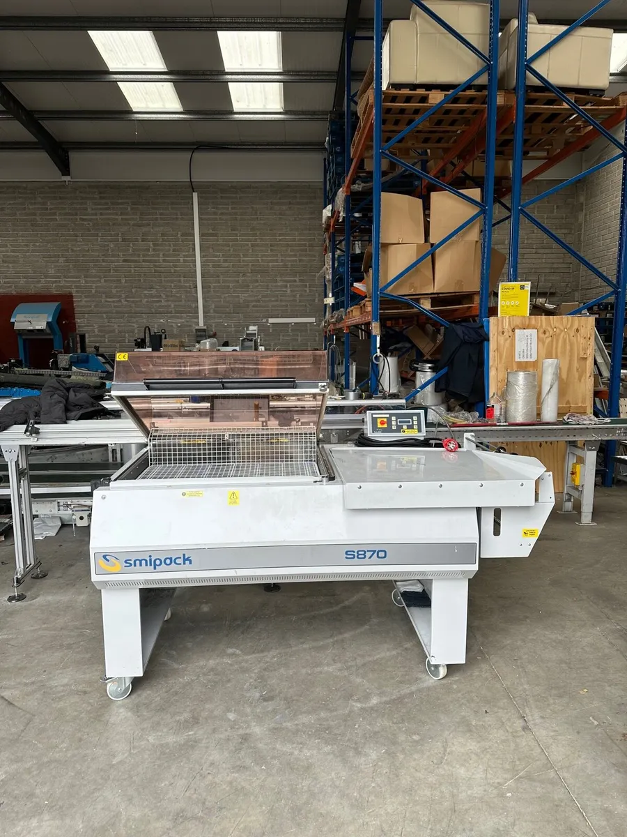 Shrink Wrapper Shrink Wrapping Machine Large !! - Image 1