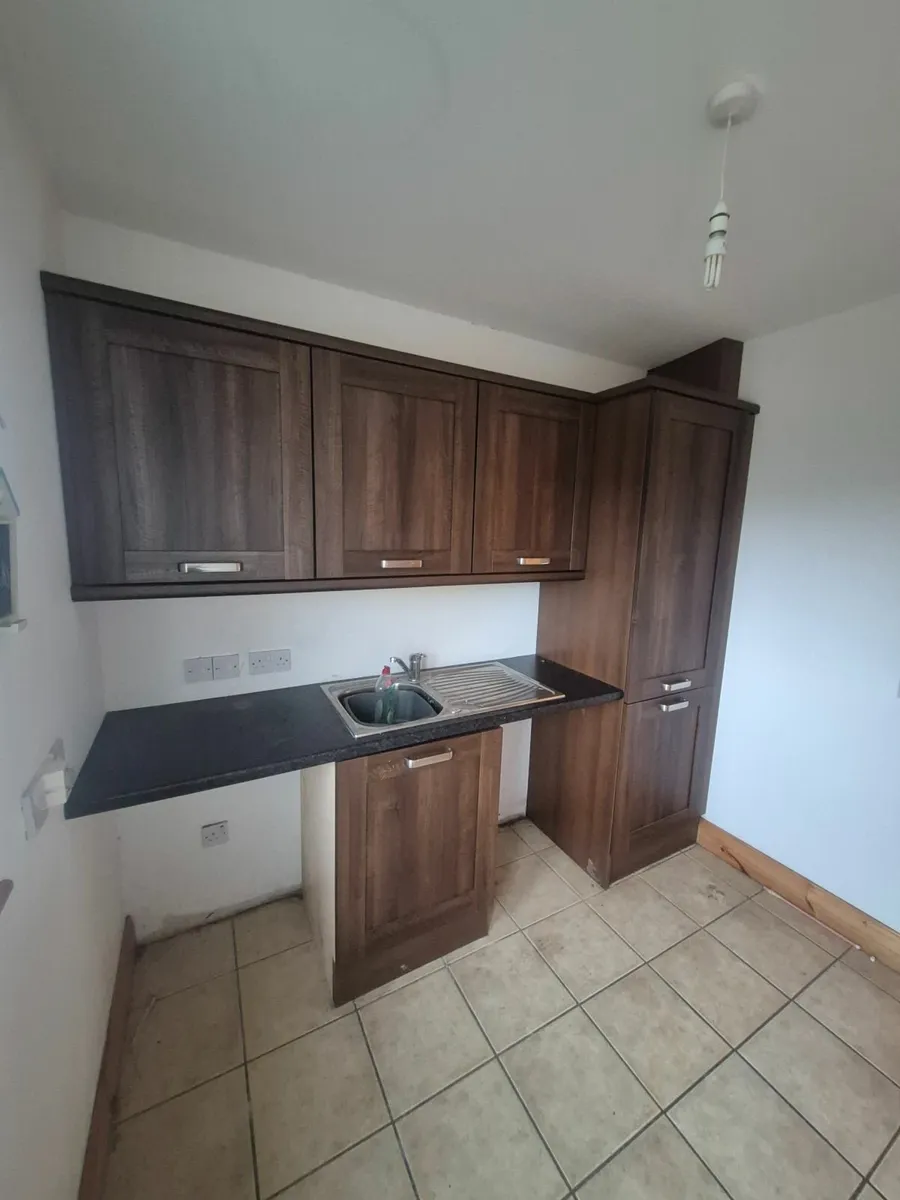 Utility Room  & Sink - Image 2