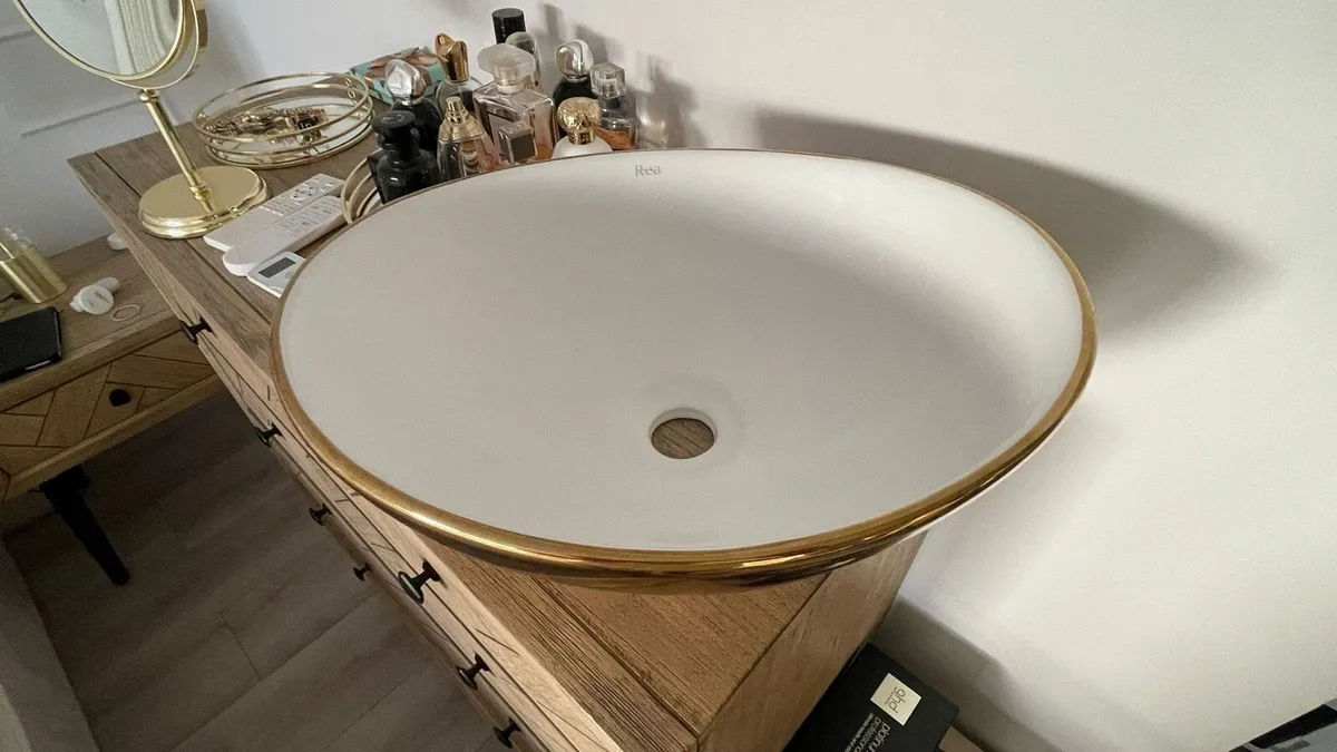 Bathroom sink brand new - Image 3