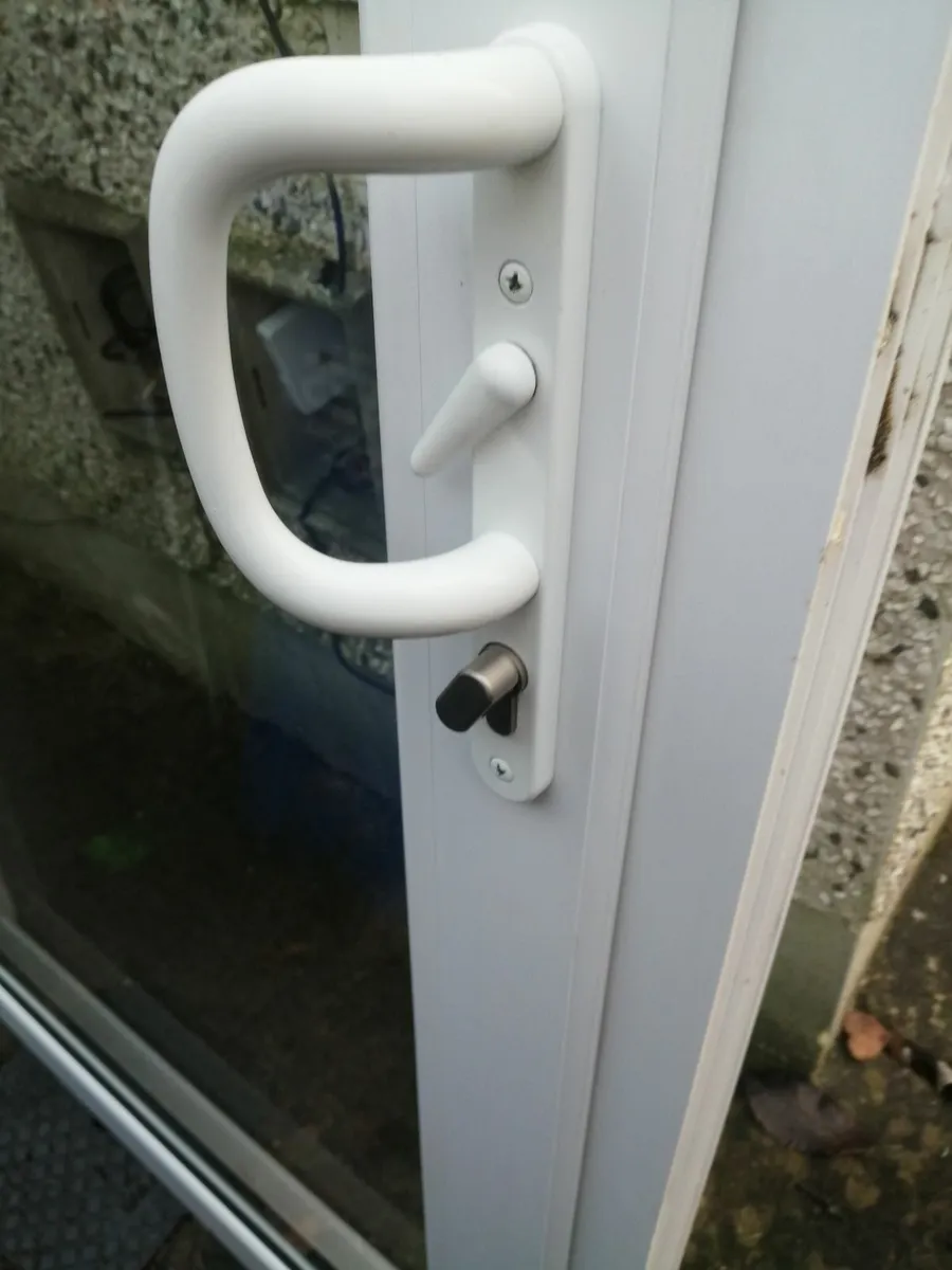 PVC sliding door - Image 4