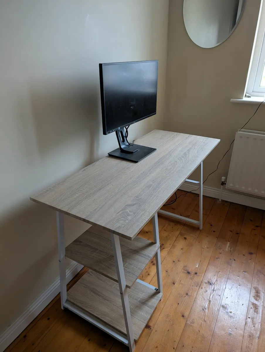 Work Office Desk w/ chair included - Image 4