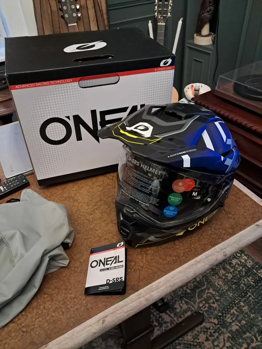 Crash Helmets - Image 4