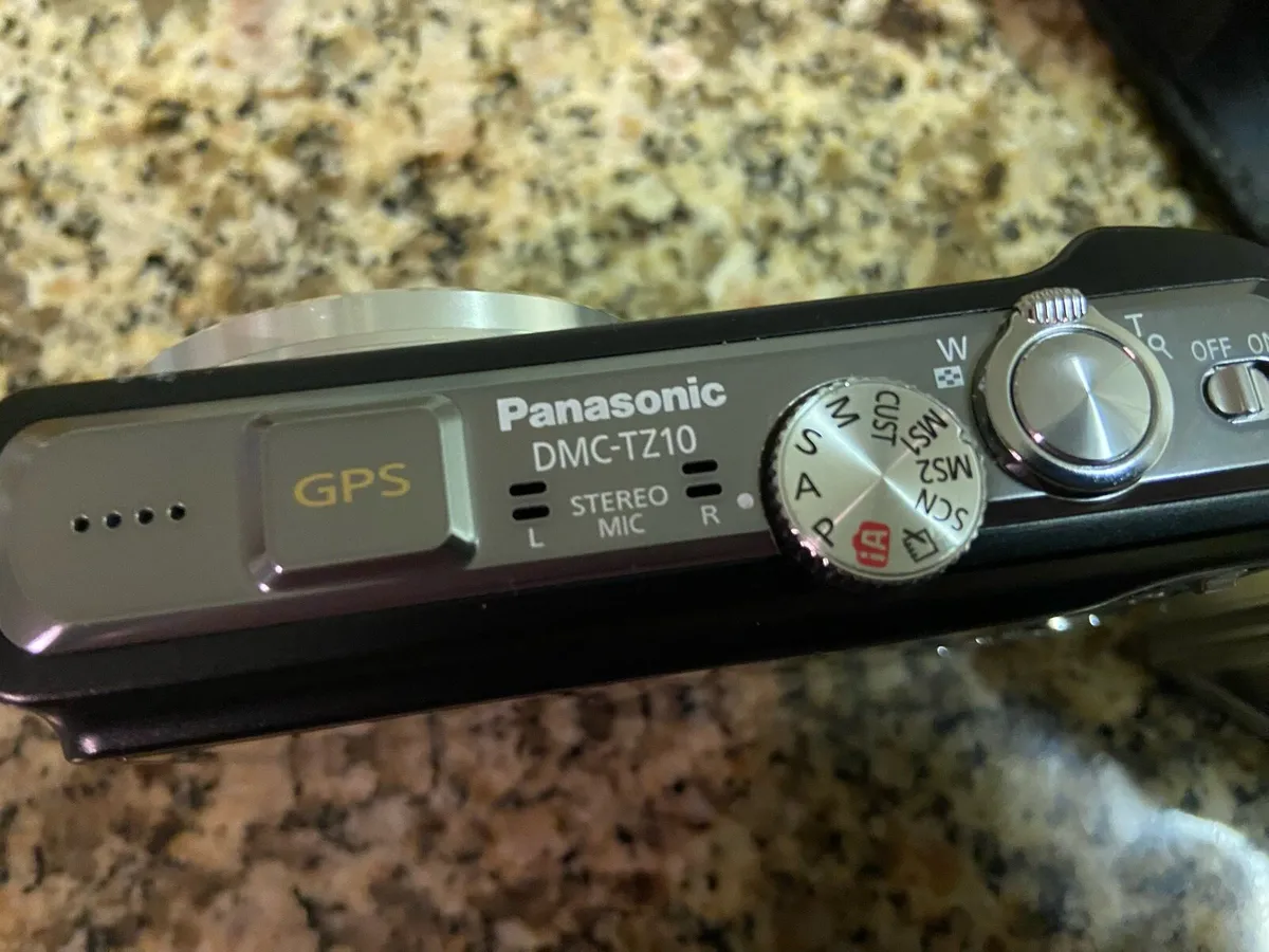 Digital. Cameras - Image 2