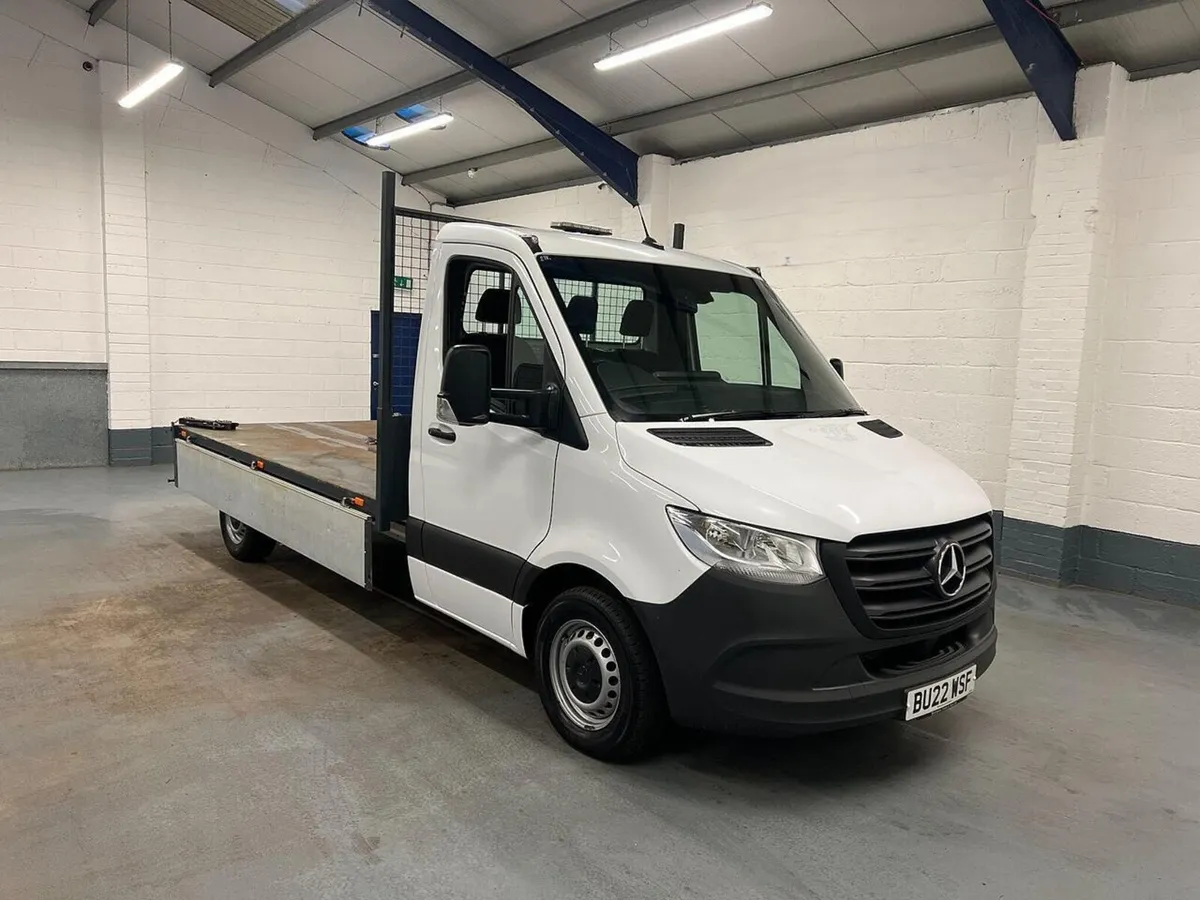 2022 Mercedes-Benz Sprinter Tipper Van - Image 2