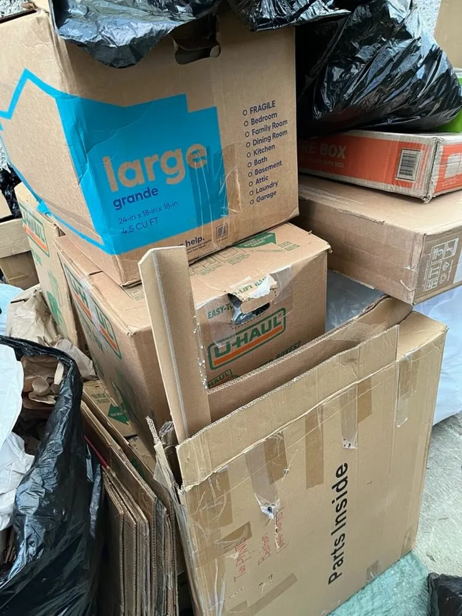 Moving Supplies - Boxes, Blankets, Tape - Image 4