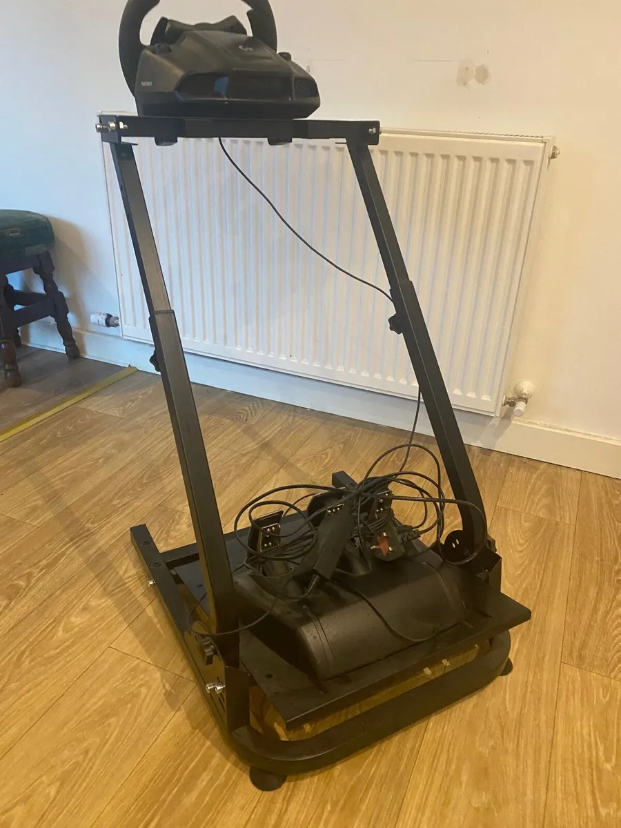 Logitech Xbox steering wheel - Image 4