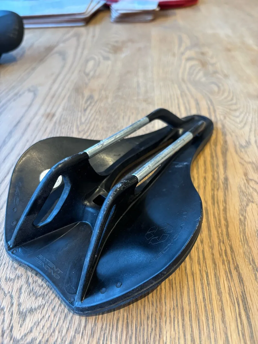 Selle Italia Boost bike/ bicycle saddle - Image 3