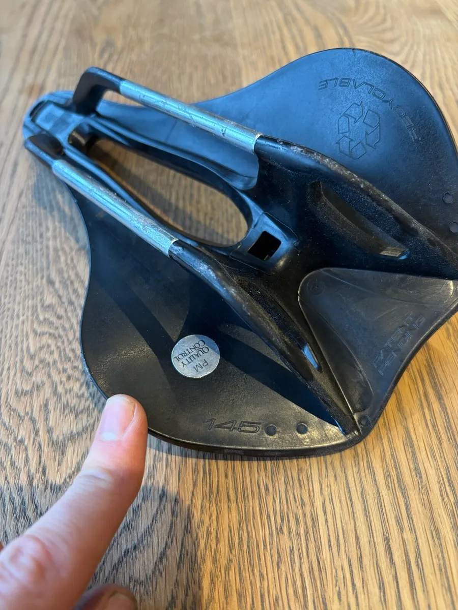 Selle Italia Boost bike/ bicycle saddle - Image 4