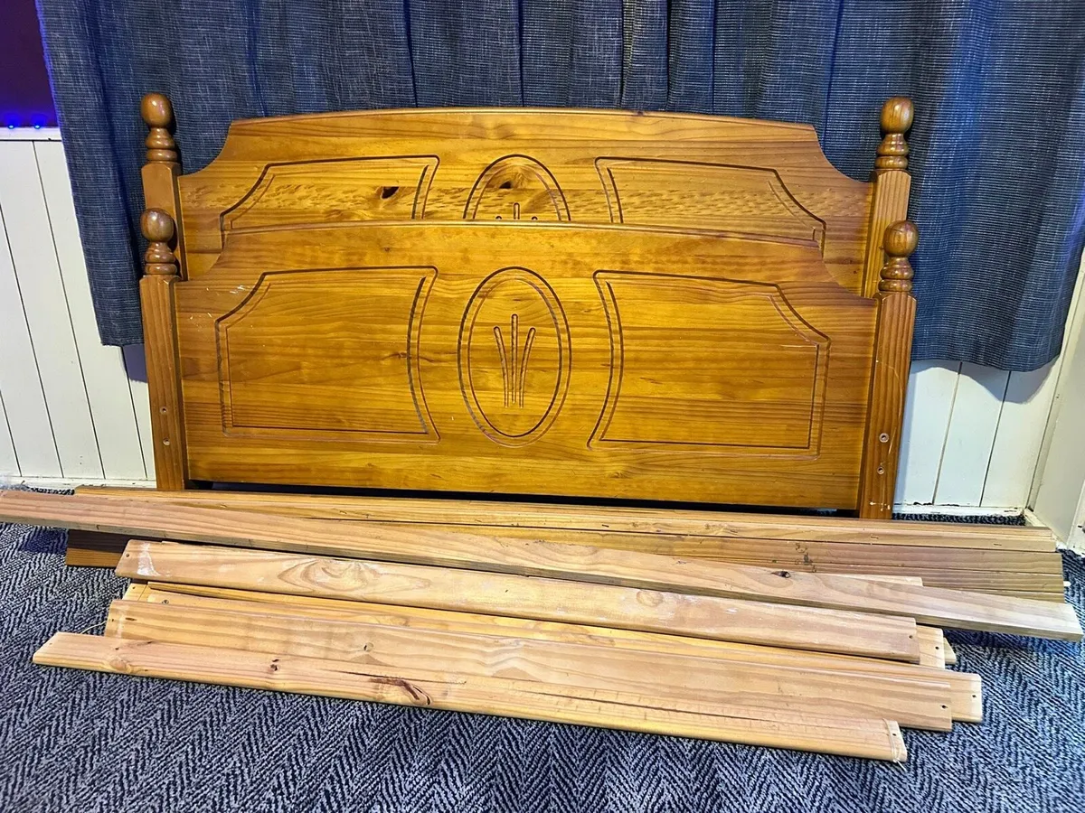 Very Solid 4Ft 6” Double Wooden Bed - Can Deliver - Image 2