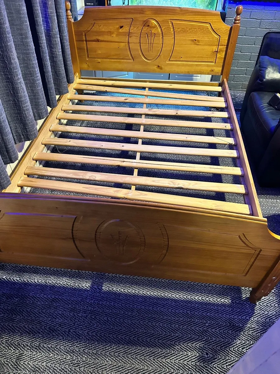 Very Solid 4Ft 6” Double Wooden Bed - Can Deliver - Image 1