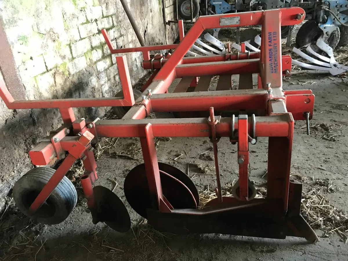 Edwards Poly Layer - Image 4