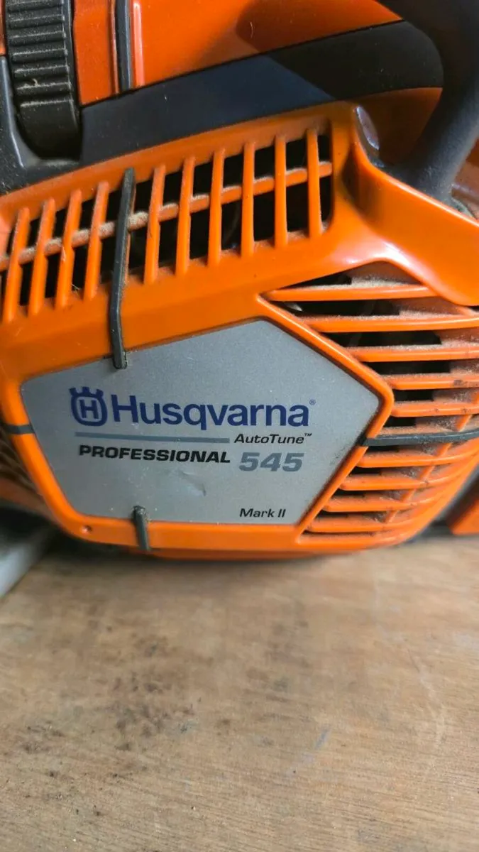 Professional Husqvarna saw - Image 3
