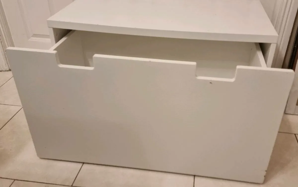 Ikea pull out storage bench - Image 1