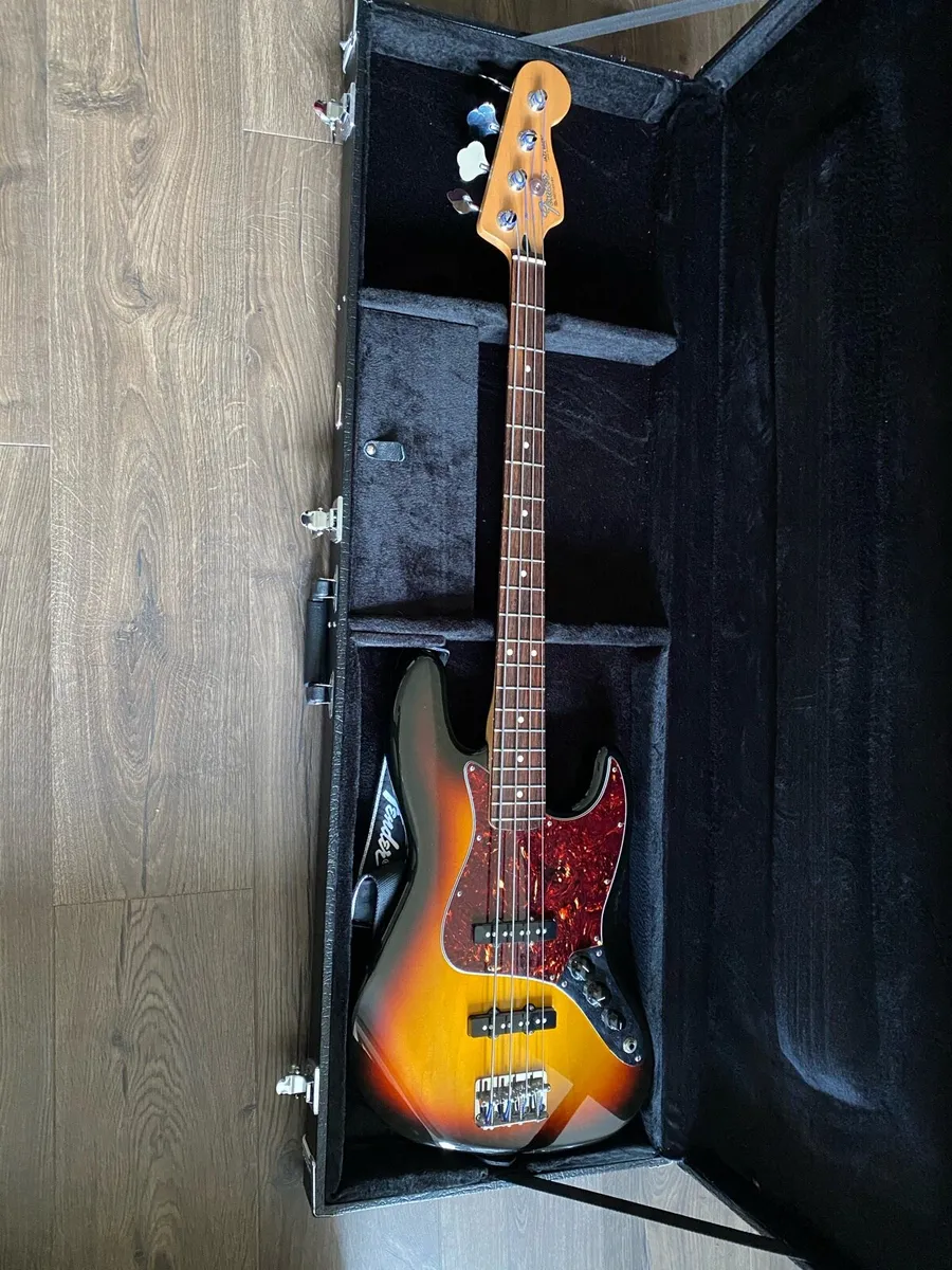 Fender Jazz Bass - Image 2