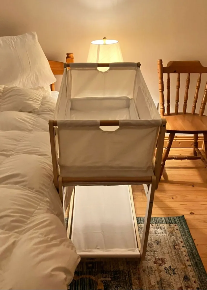 SnuzPod 4 Bedside Crib - Image 1