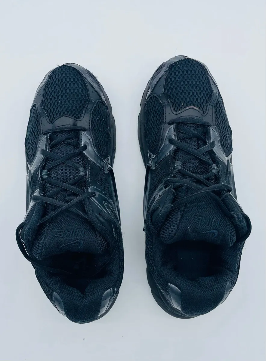 Nike V5 Rnr Shoes  Uk 9 - Image 4