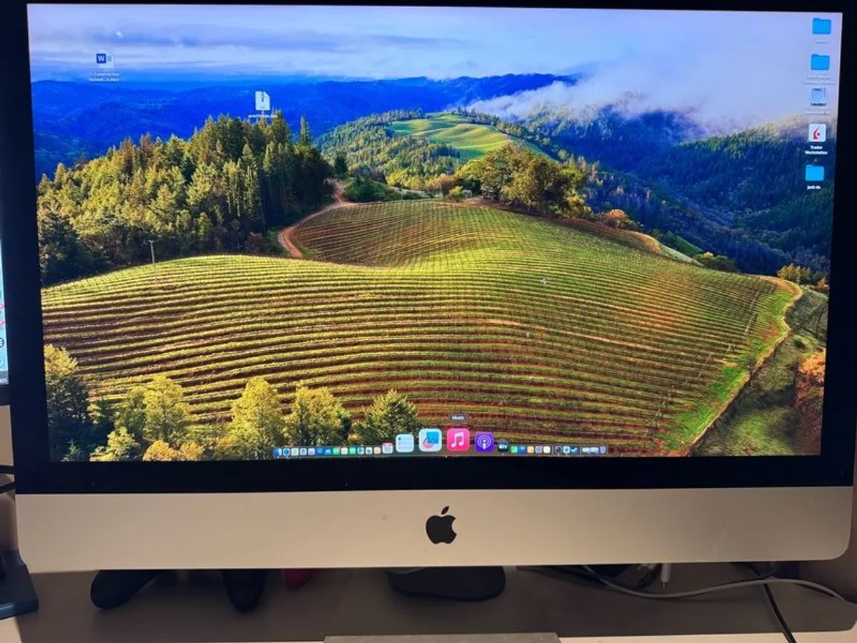 Apple iMac 27 inch 2019 5K - Image 1