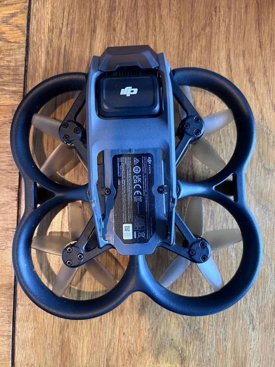 Dji Avata fly smart combo with fly more batteries - Image 4
